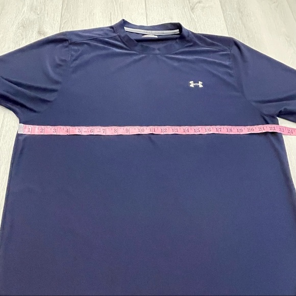 UNDER ARMOUR HeatGear Short Sleeve Silky Shirt - Picture 3 of 9